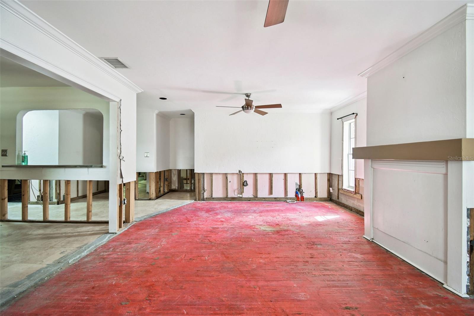 Image 24 of 73 For 456 Rafael Boulevard Ne
