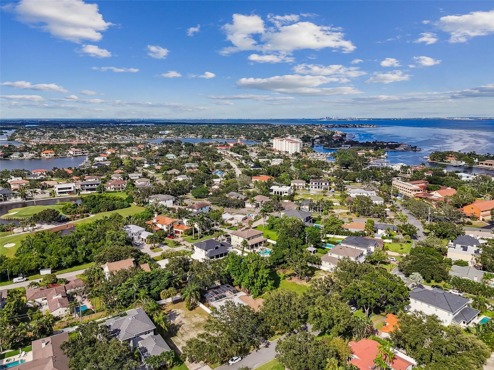 Image 67 of 73 For 456 Rafael Boulevard Ne
