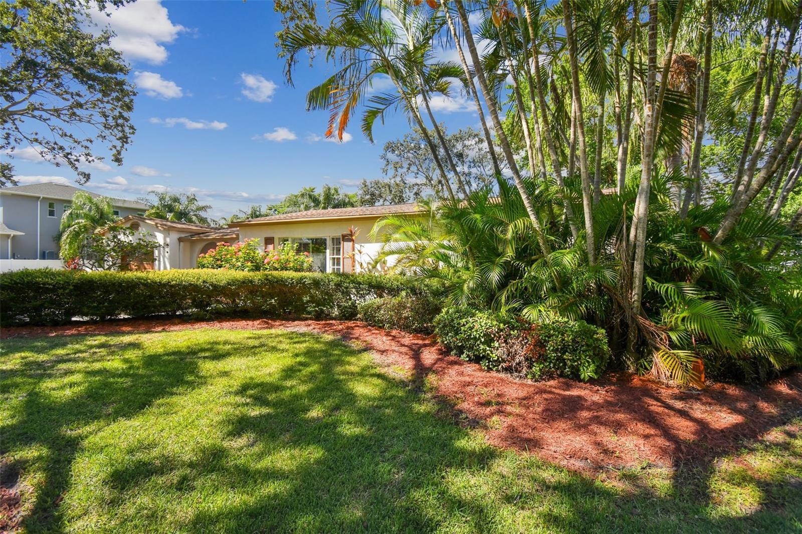 Image 9 of 73 For 456 Rafael Boulevard Ne