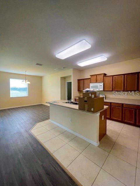 Image 3 of 20 For 3762 Hampton Hills Drive