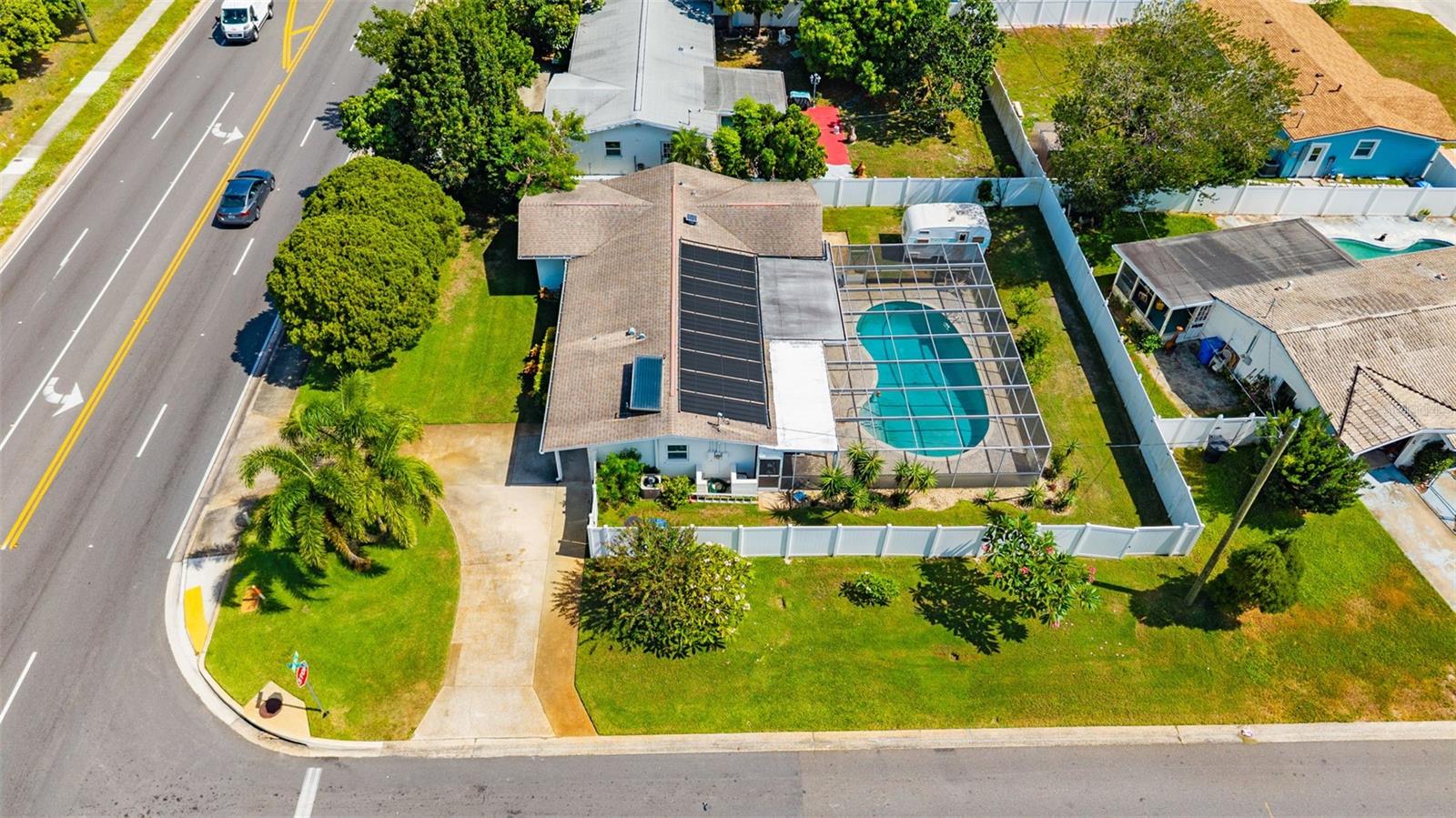 Image 18 of 19 For 4490 38th Avenue N