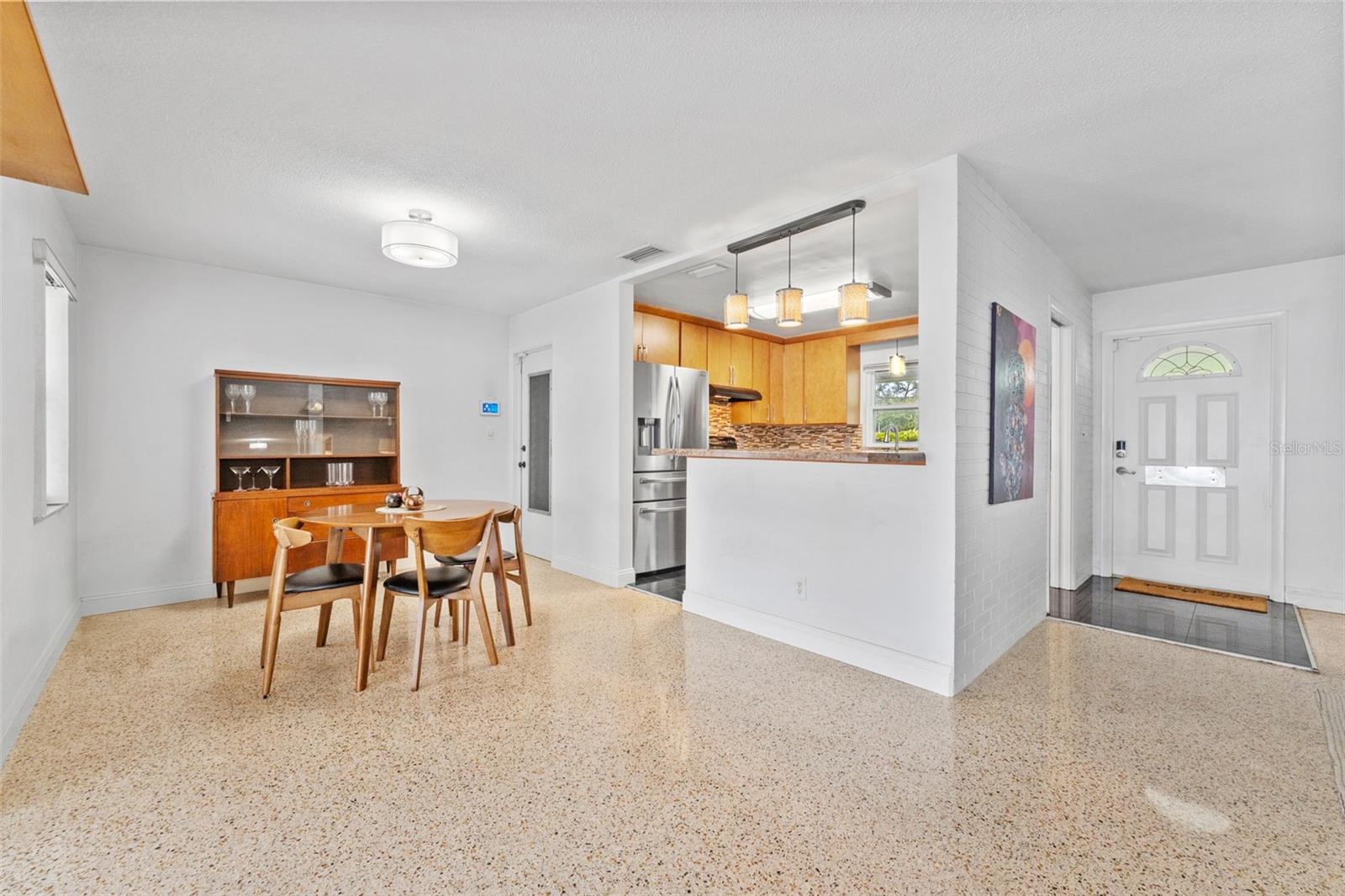 Image 5 of 19 For 4490 38th Avenue N
