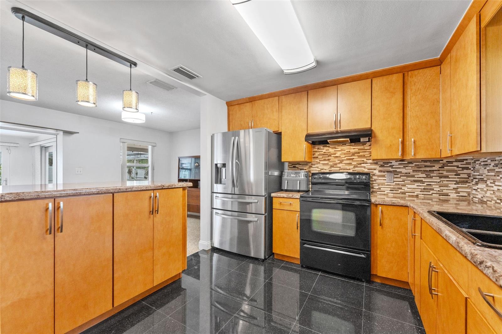 Image 7 of 19 For 4490 38th Avenue N