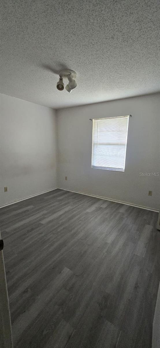 Image 8 of 14 For 304 Camillia Lane A