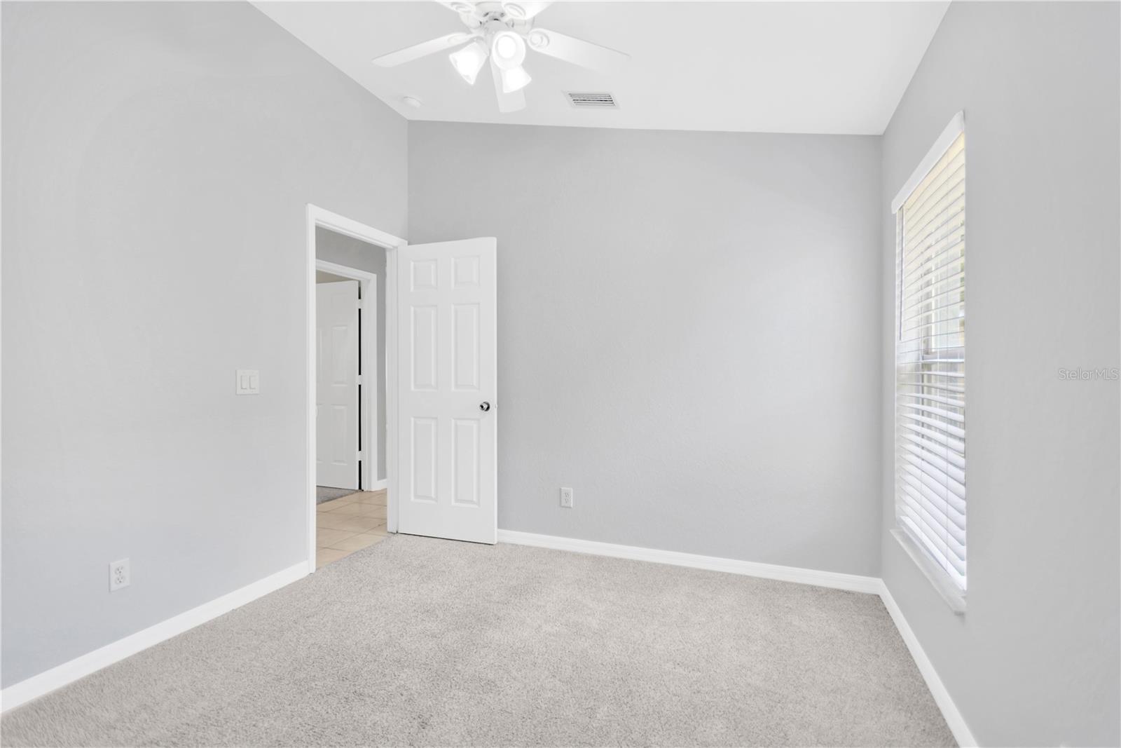 Image 16 of 28 For 11732 Crest Creek Drive