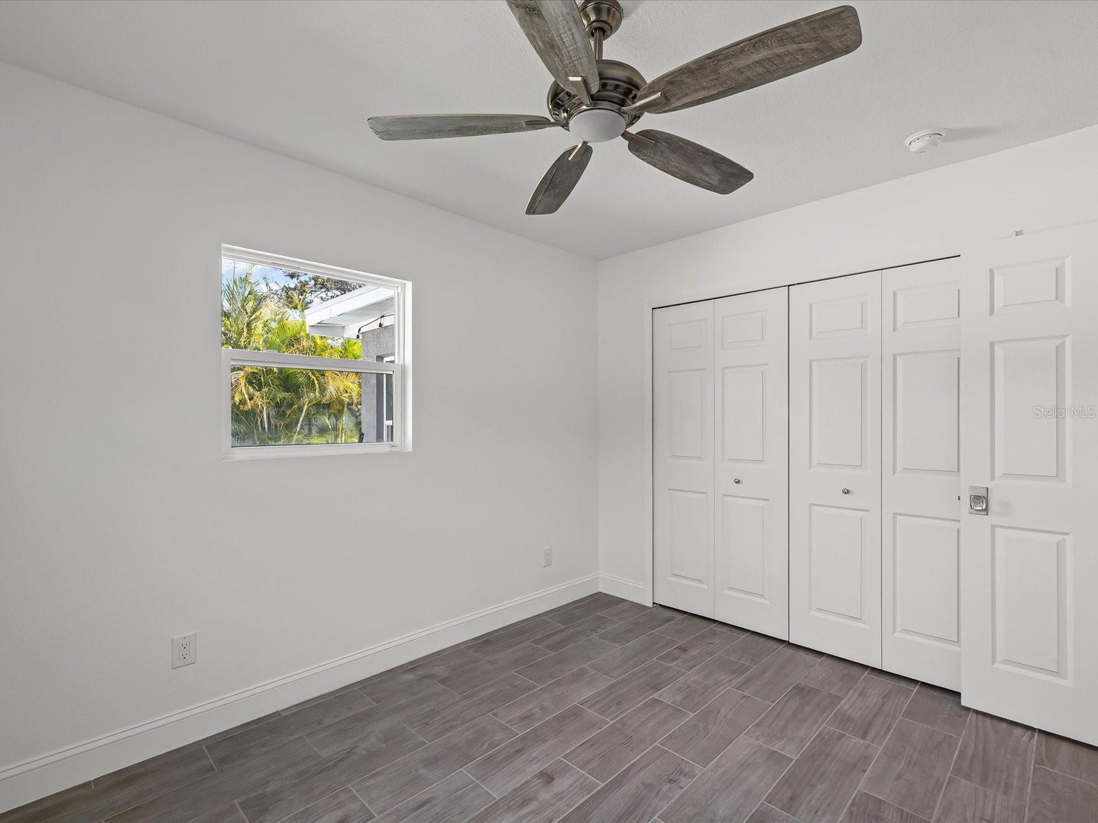 Image 17 of 55 For 8345 41st Avenue N