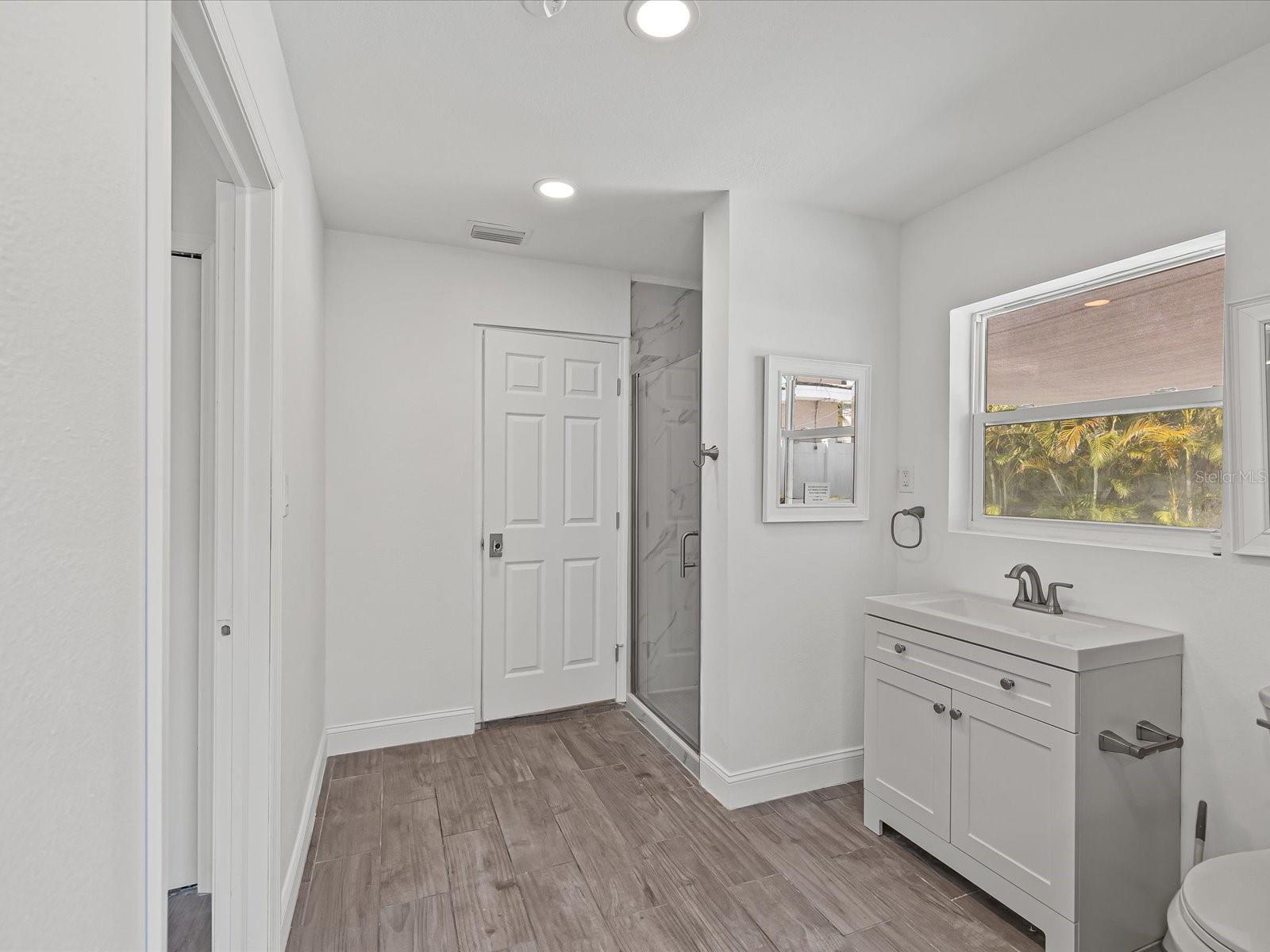 Image 18 of 55 For 8345 41st Avenue N