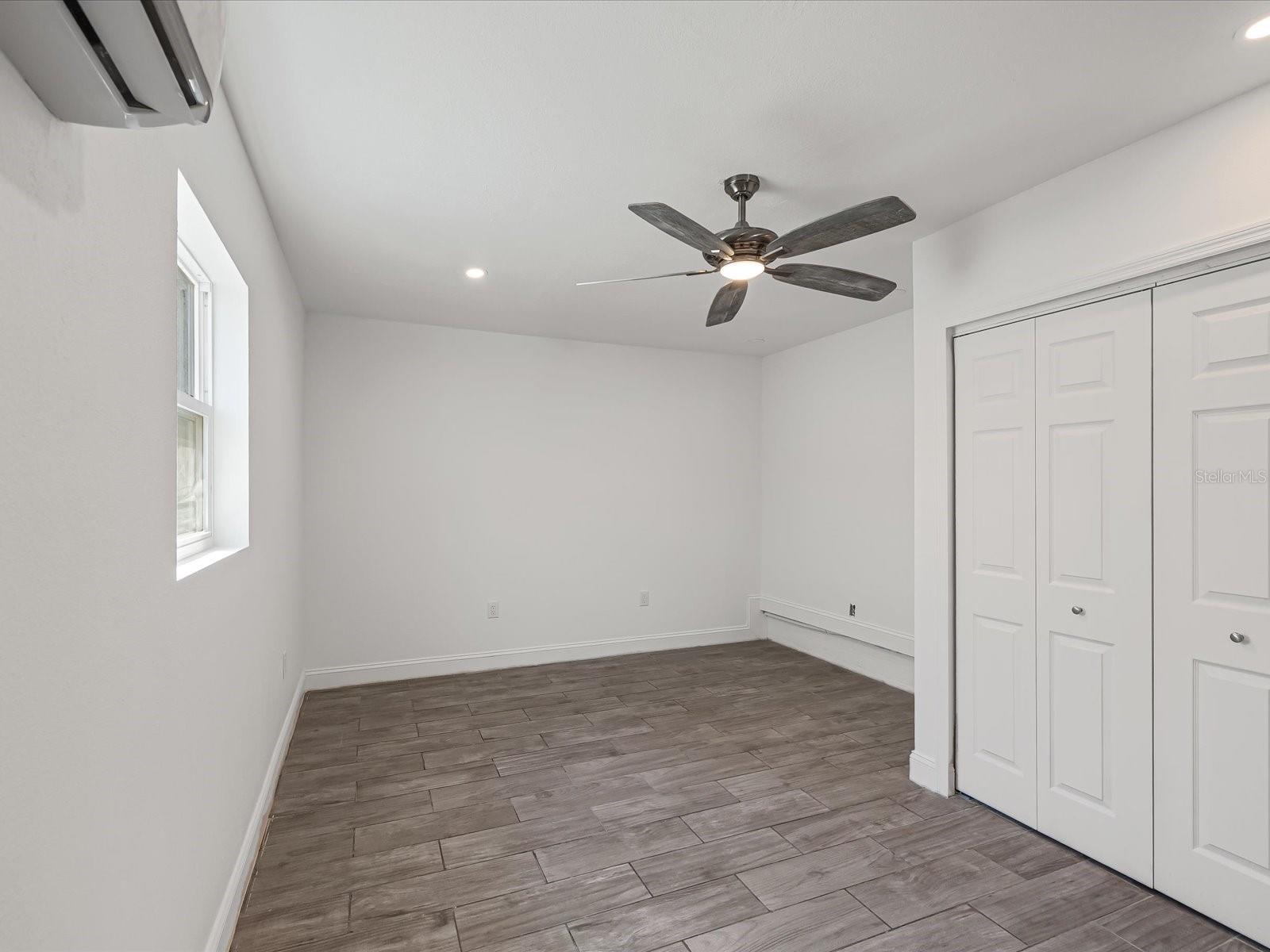 Image 21 of 55 For 8345 41st Avenue N