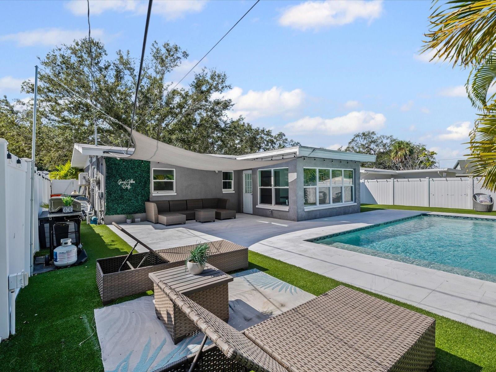 Image 29 of 55 For 8345 41st Avenue N