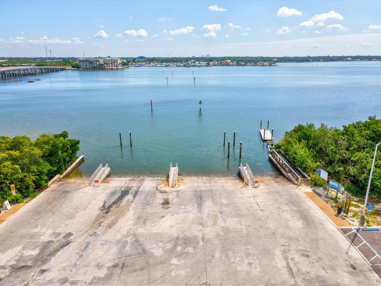 Image 42 of 55 For 8345 41st Avenue N