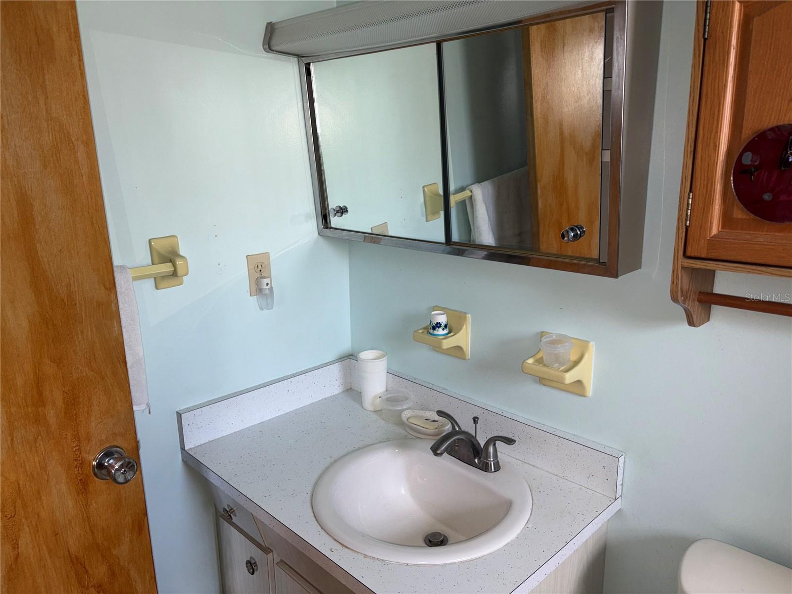 Image 10 of 17 For 250 Rosery Road Nw 328