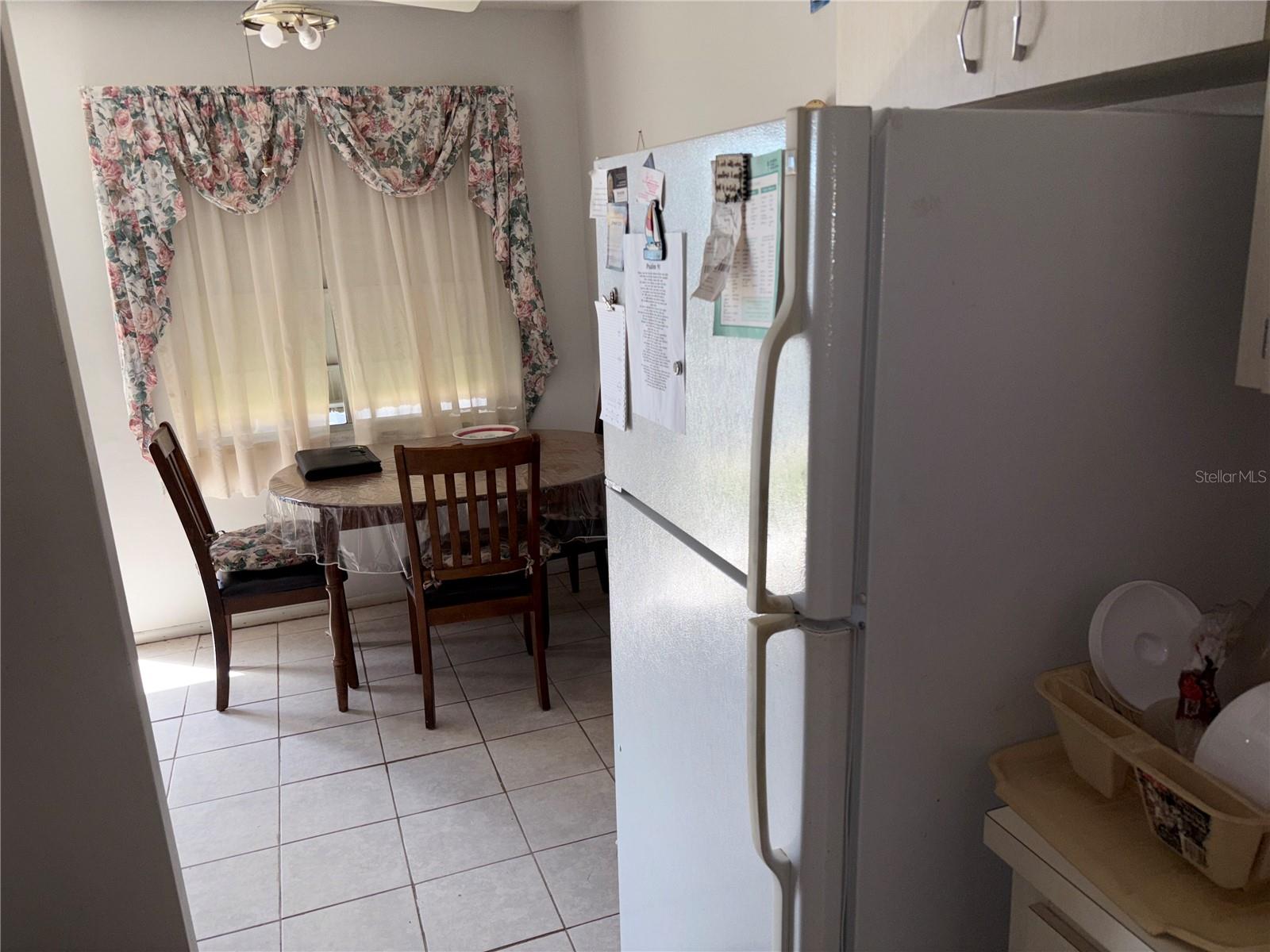 Image 8 of 17 For 250 Rosery Road Nw 328