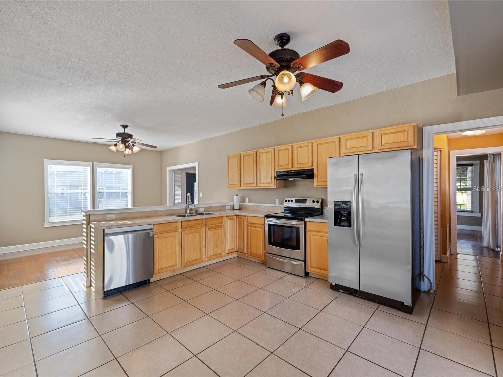Image 13 of 54 For 500 53rd Street S