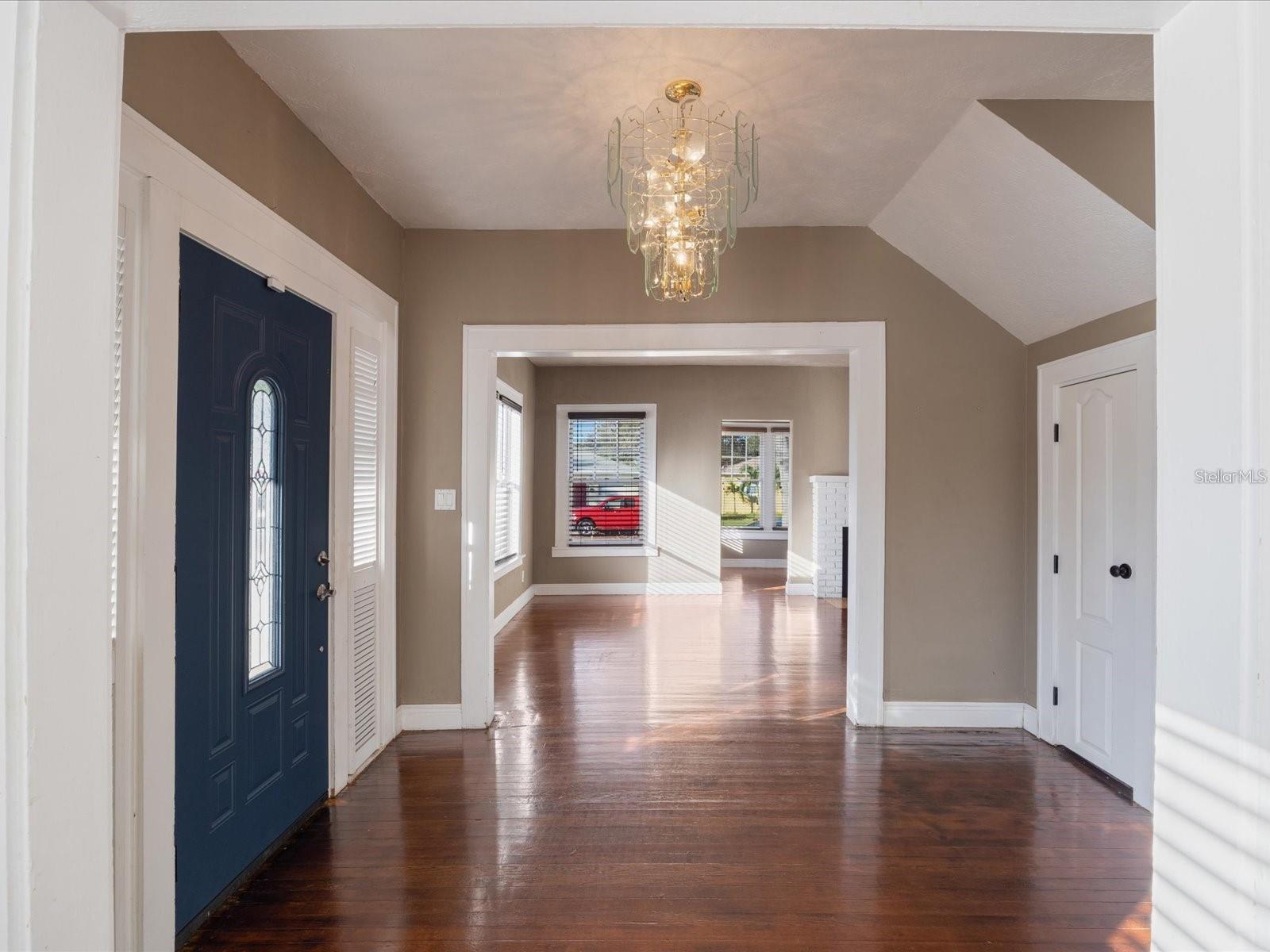 Image 18 of 54 For 500 53rd Street S