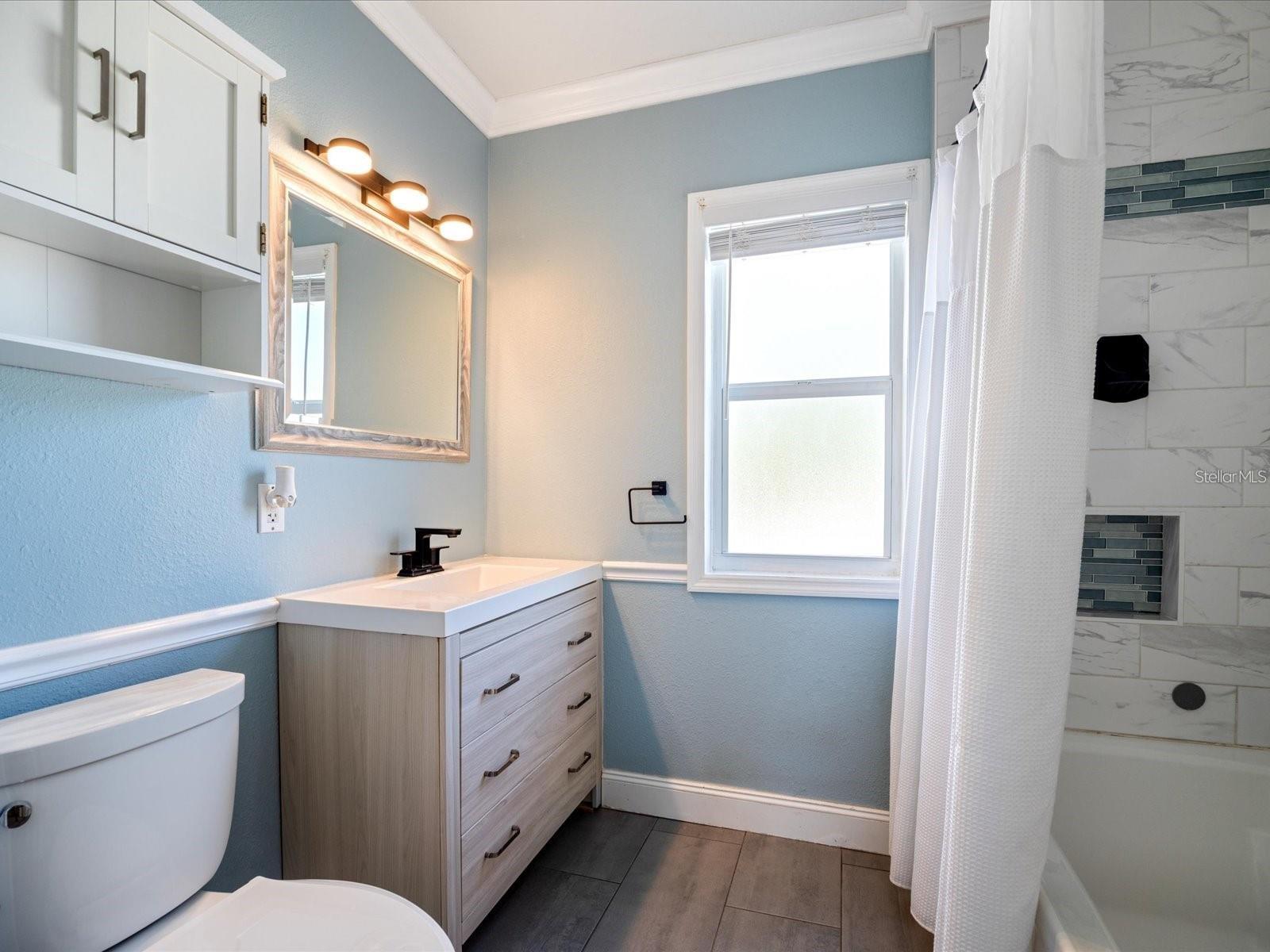 Image 38 of 54 For 500 53rd Street S