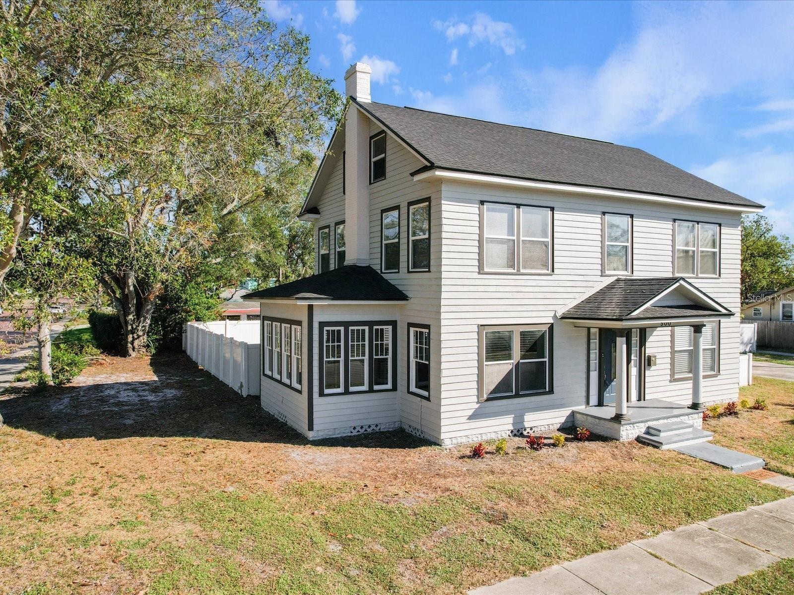 Image 4 of 54 For 500 53rd Street S