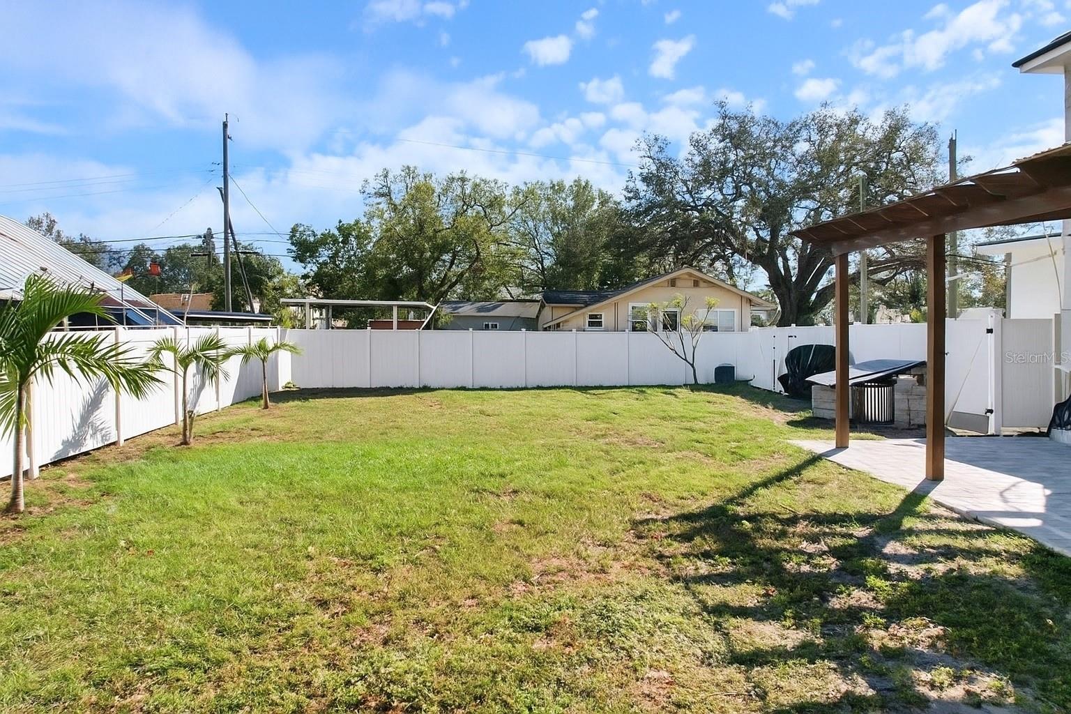 Image 44 of 54 For 500 53rd Street S