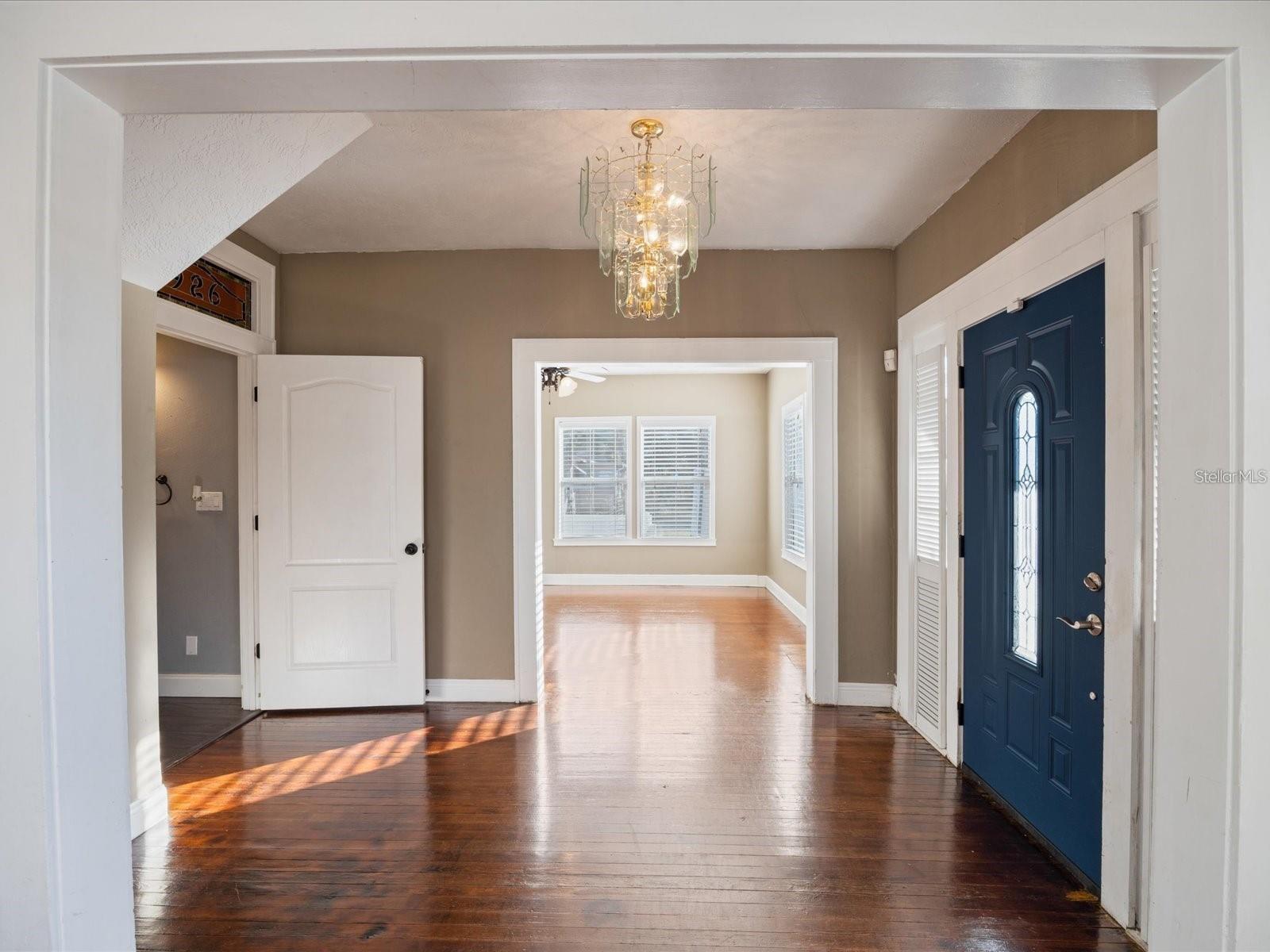 Image 9 of 54 For 500 53rd Street S