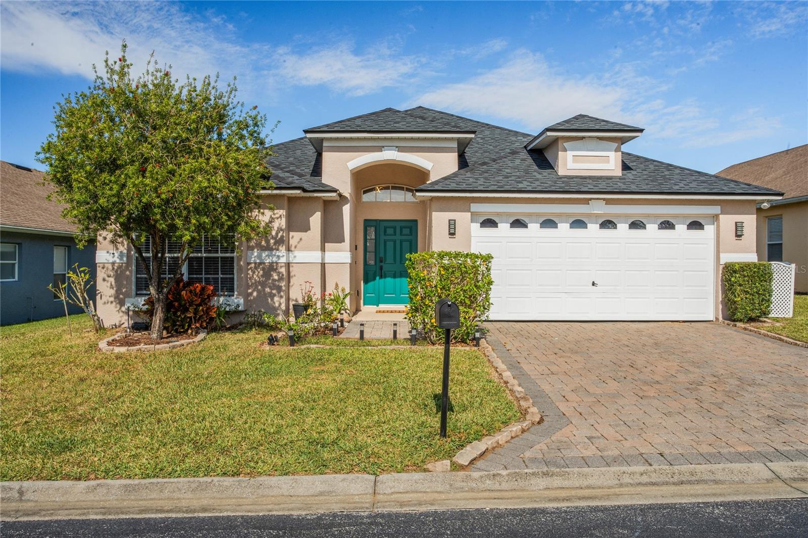 Details for 611 Old Bridge Circle, DAVENPORT, FL 33897