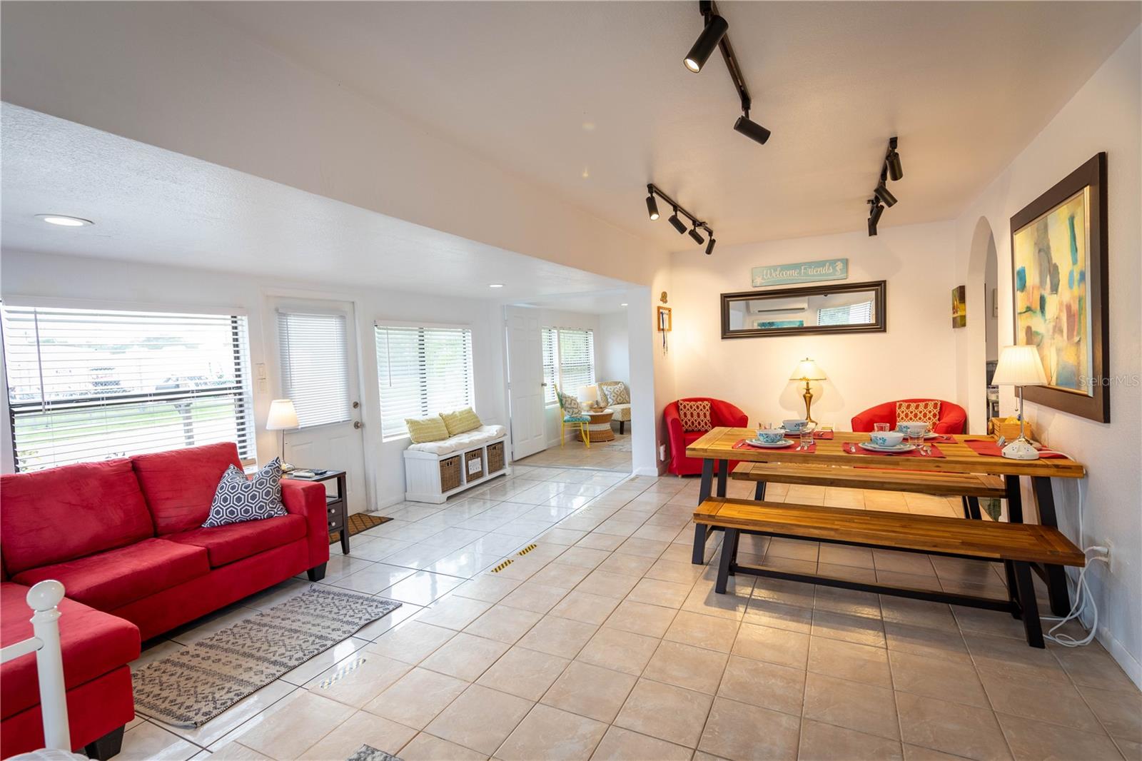 Image 11 of 42 For 839 3rd Street N