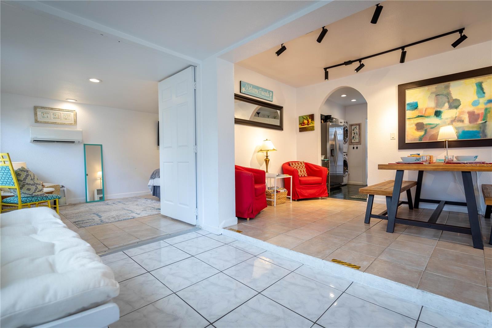 Image 12 of 42 For 839 3rd Street N
