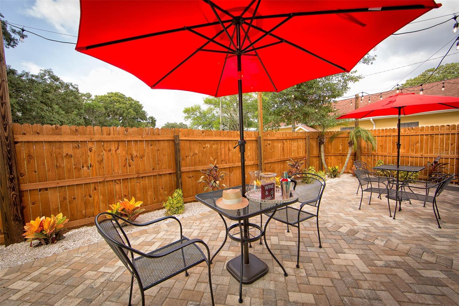 Image 4 of 42 For 839 3rd Street N