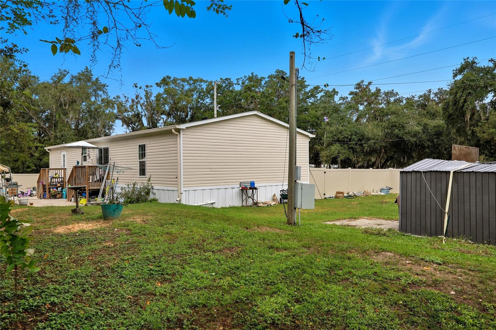 Image 16 of 21 For 39508 Bay Avenue