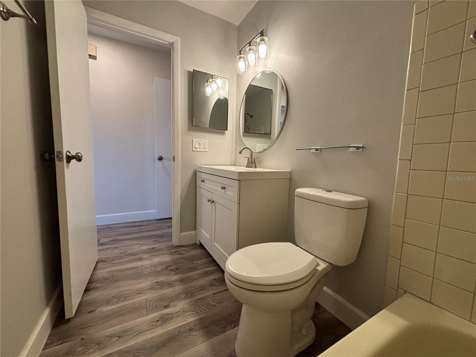 Image 10 of 25 For 2300 Bancroft Circle S B