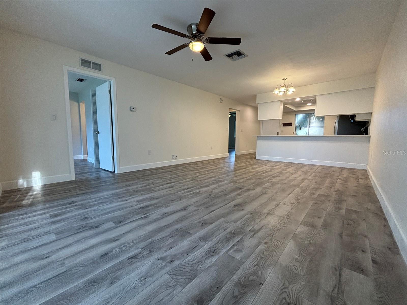 Image 7 of 25 For 2300 Bancroft Circle S B