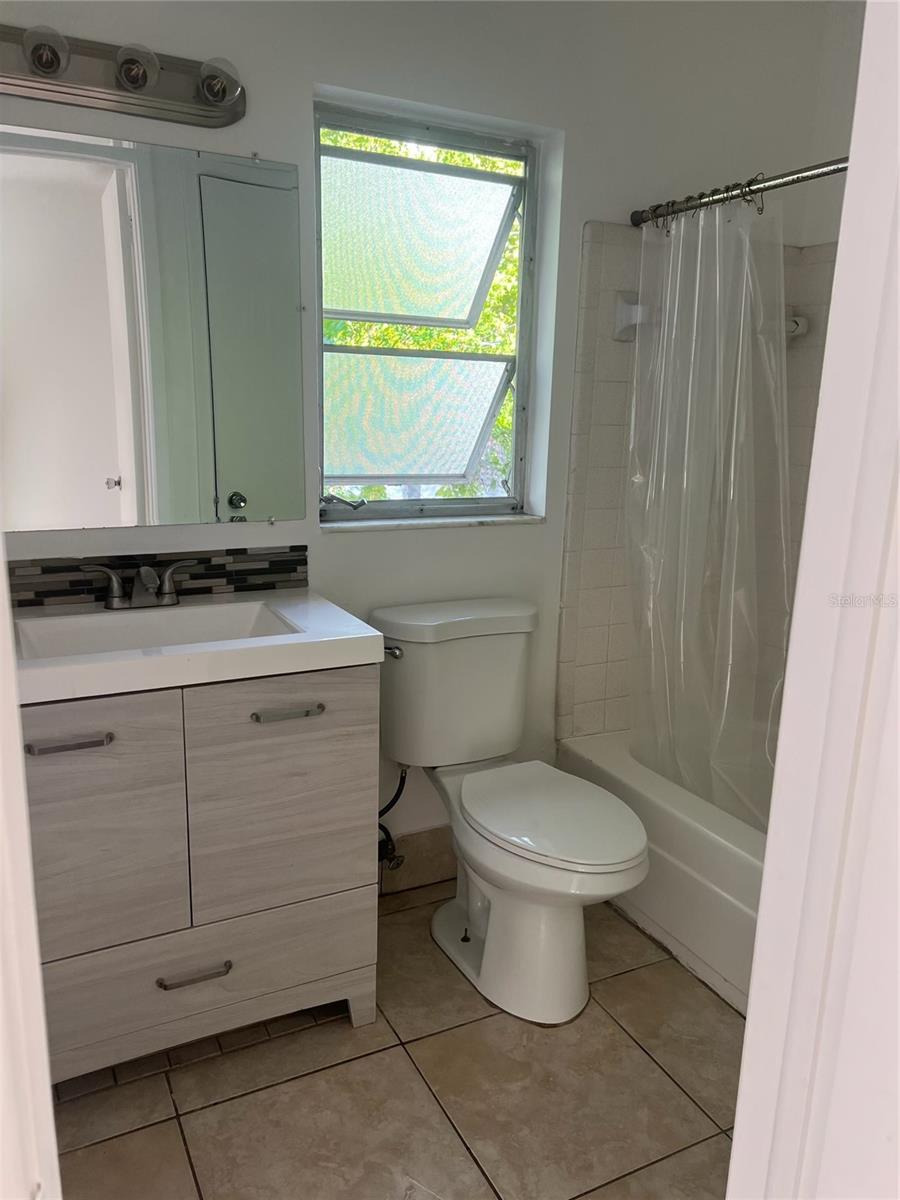 Image 8 of 9 For 8325 7th Way N 09