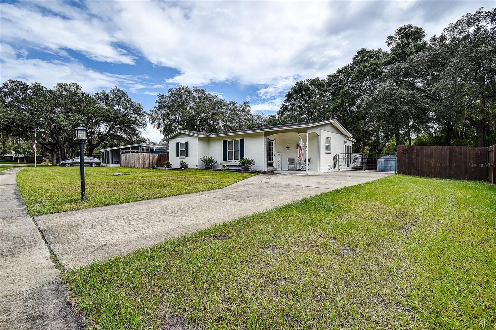 Image 13 of 34 For 10075 Glenmar Drive