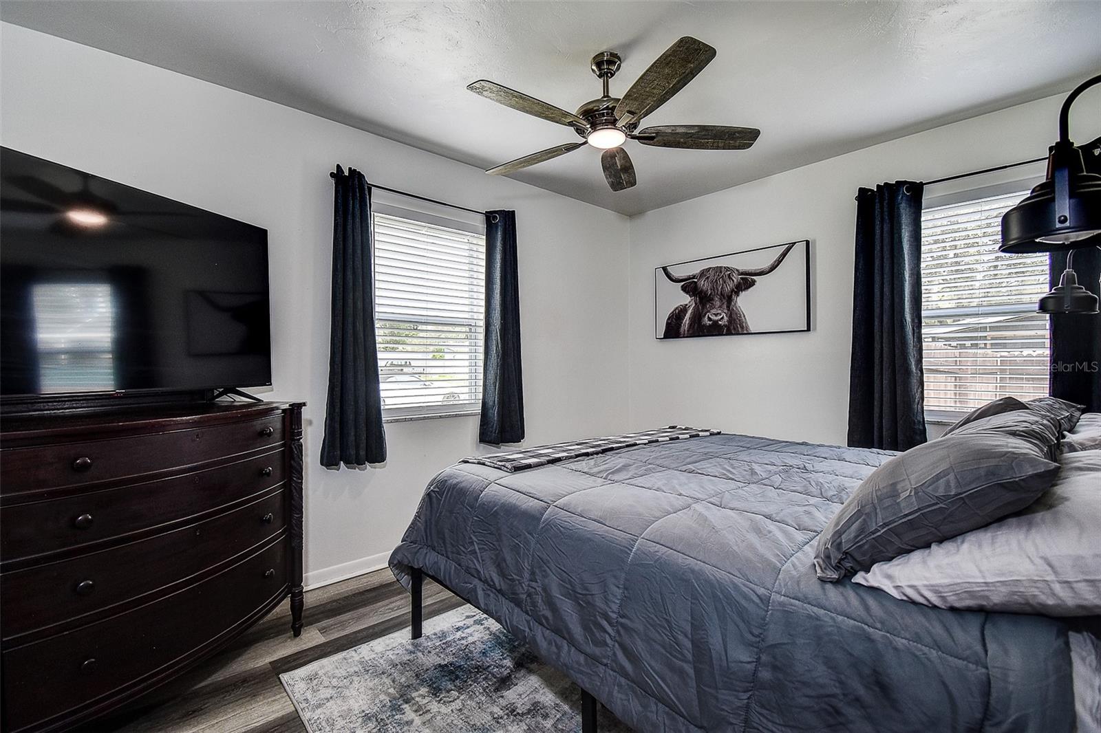 Image 9 of 34 For 10075 Glenmar Drive