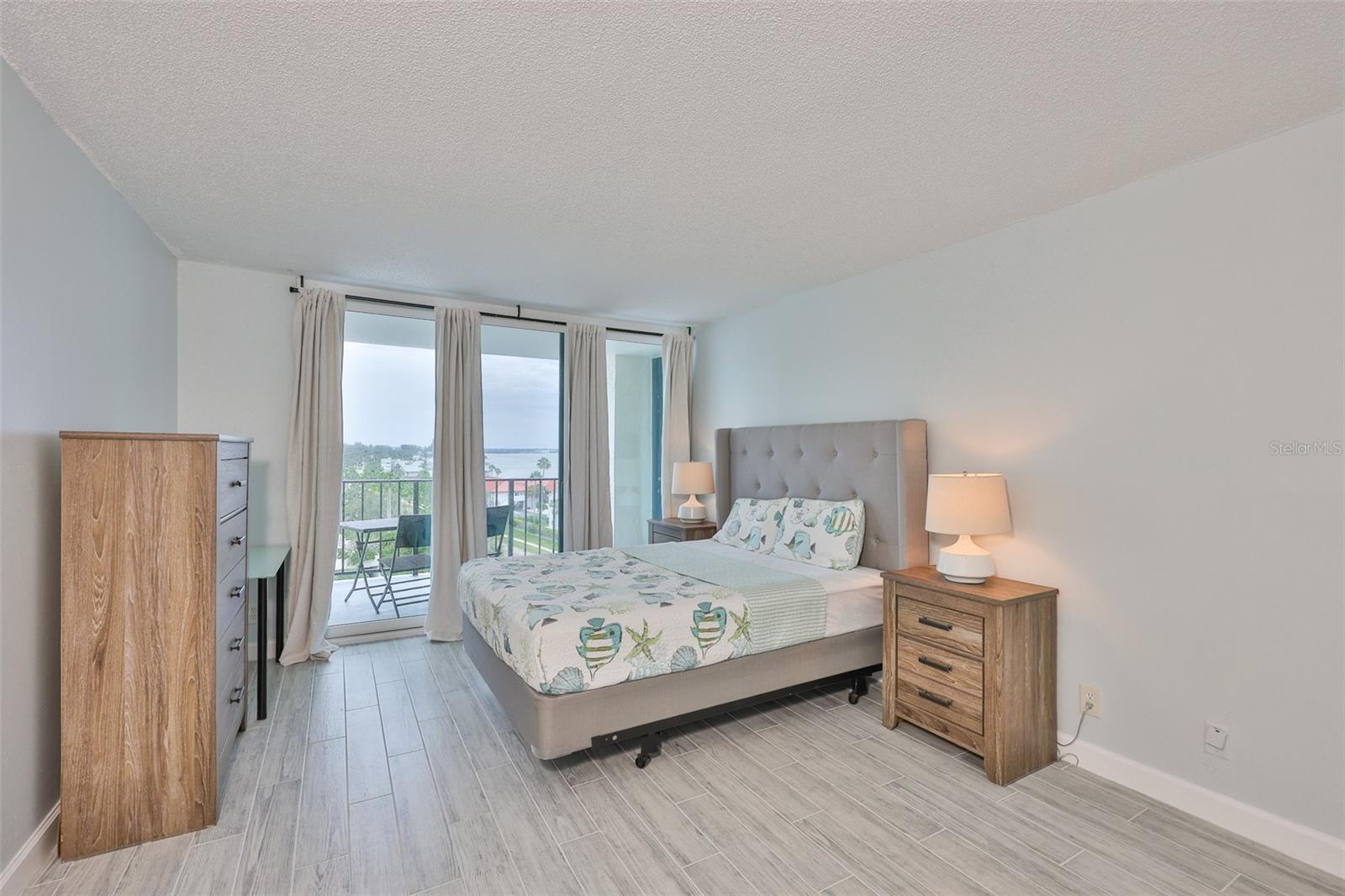 Image 21 of 39 For 1400 Gulf Boulevard 704