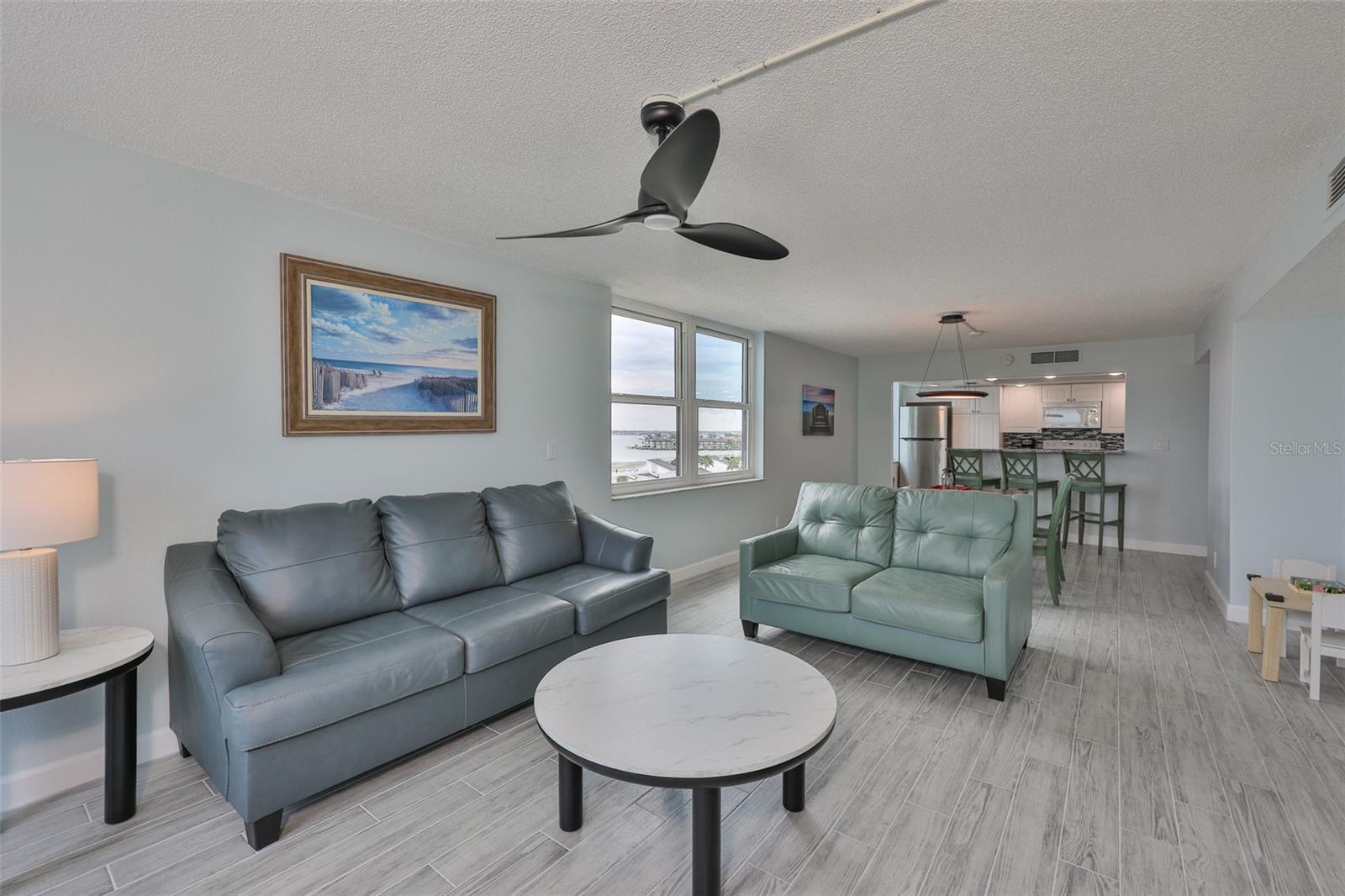 Image 3 of 39 For 1400 Gulf Boulevard 704