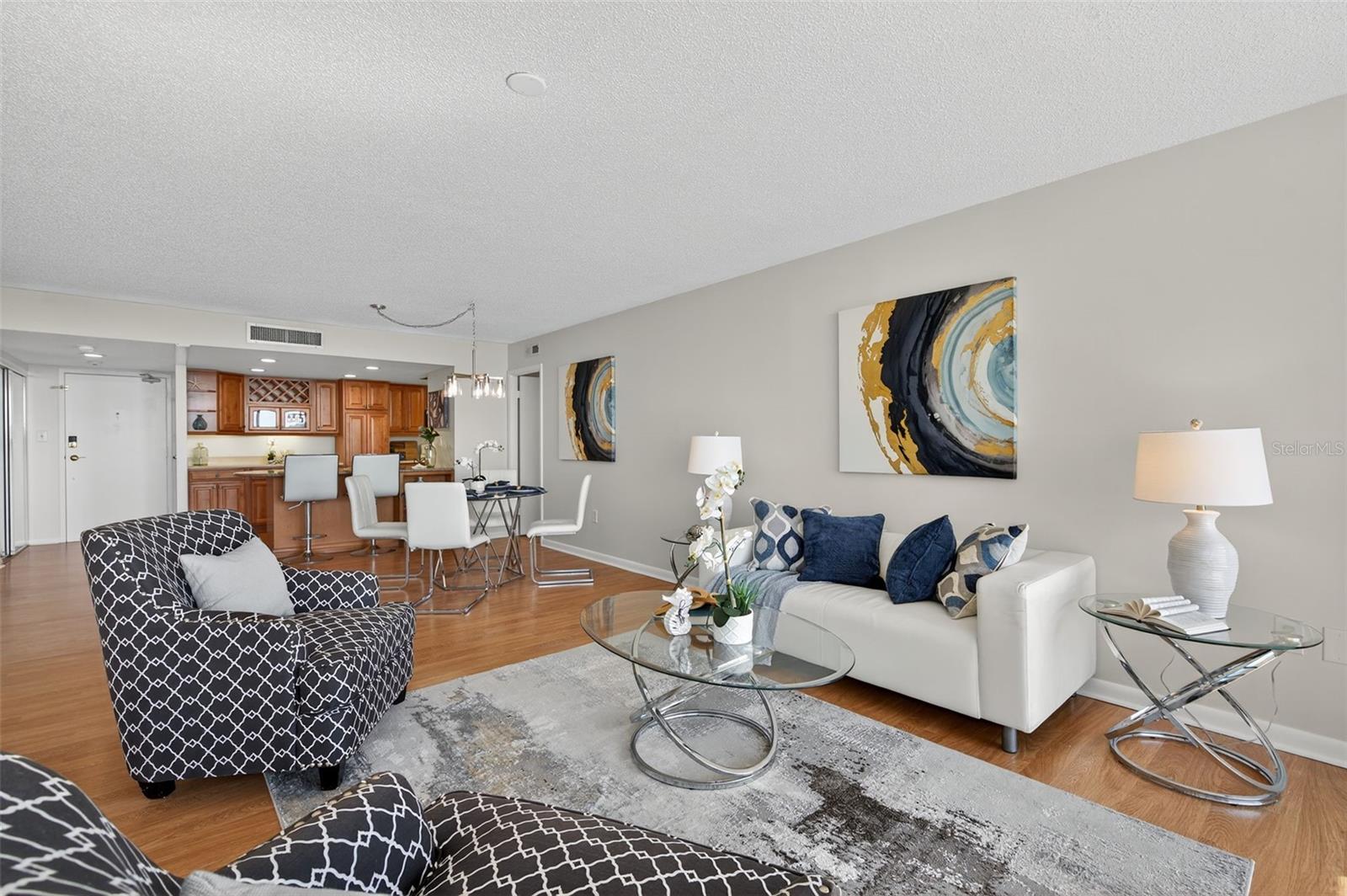 Image 12 of 56 For 7600 Bayshore Drive 902