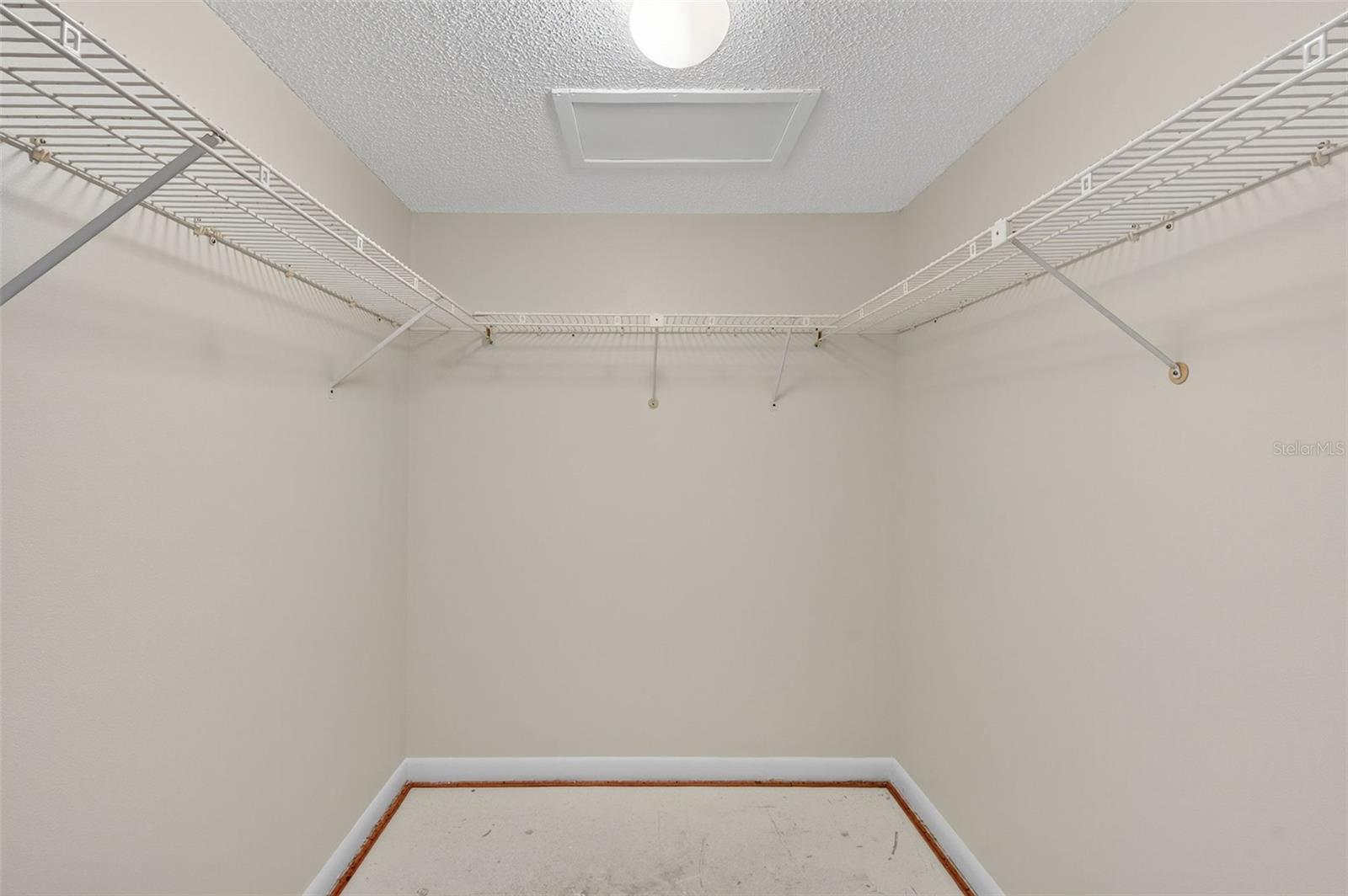 Image 26 of 56 For 7600 Bayshore Drive 902