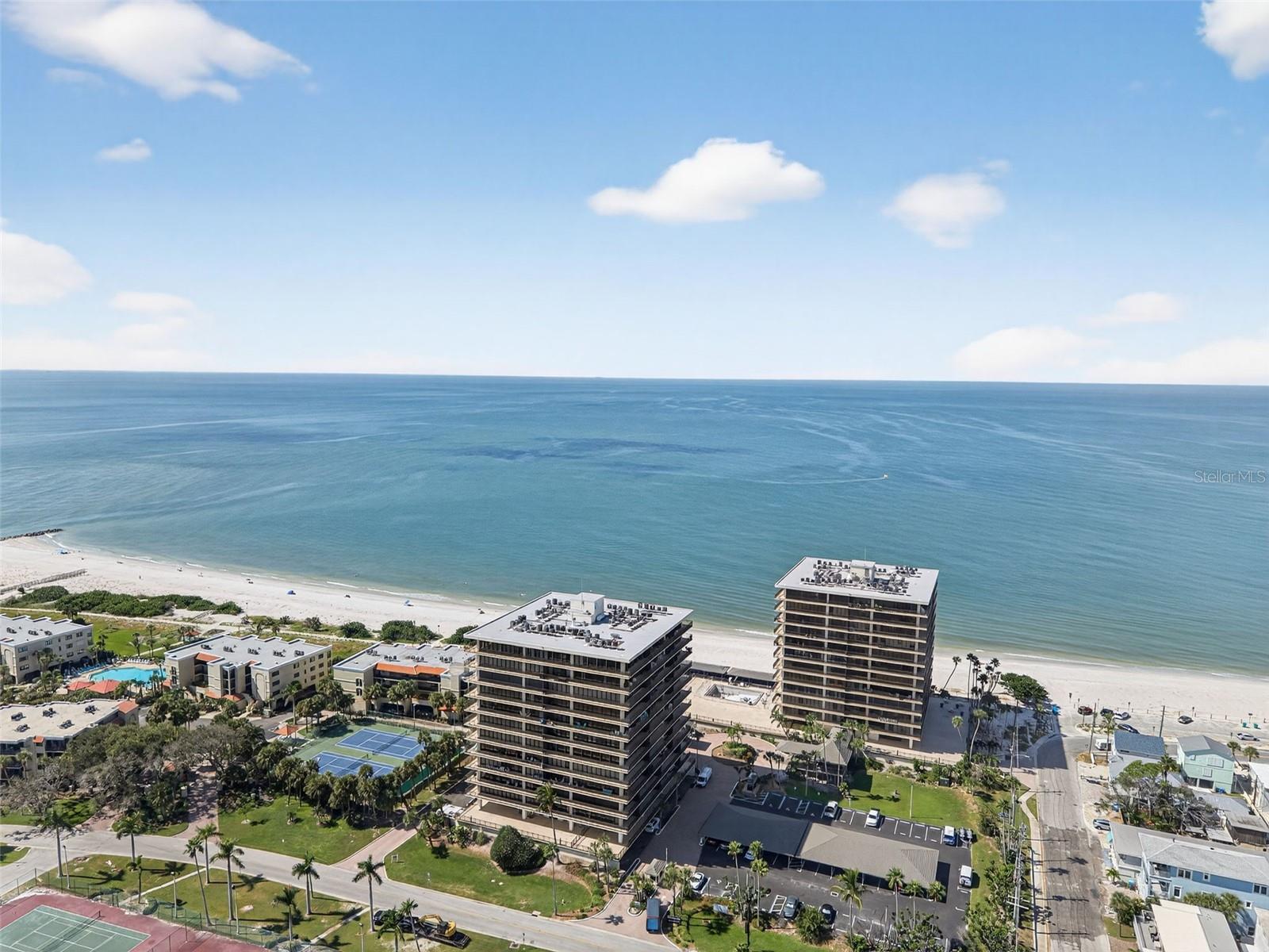 Image 50 of 56 For 7600 Bayshore Drive 902