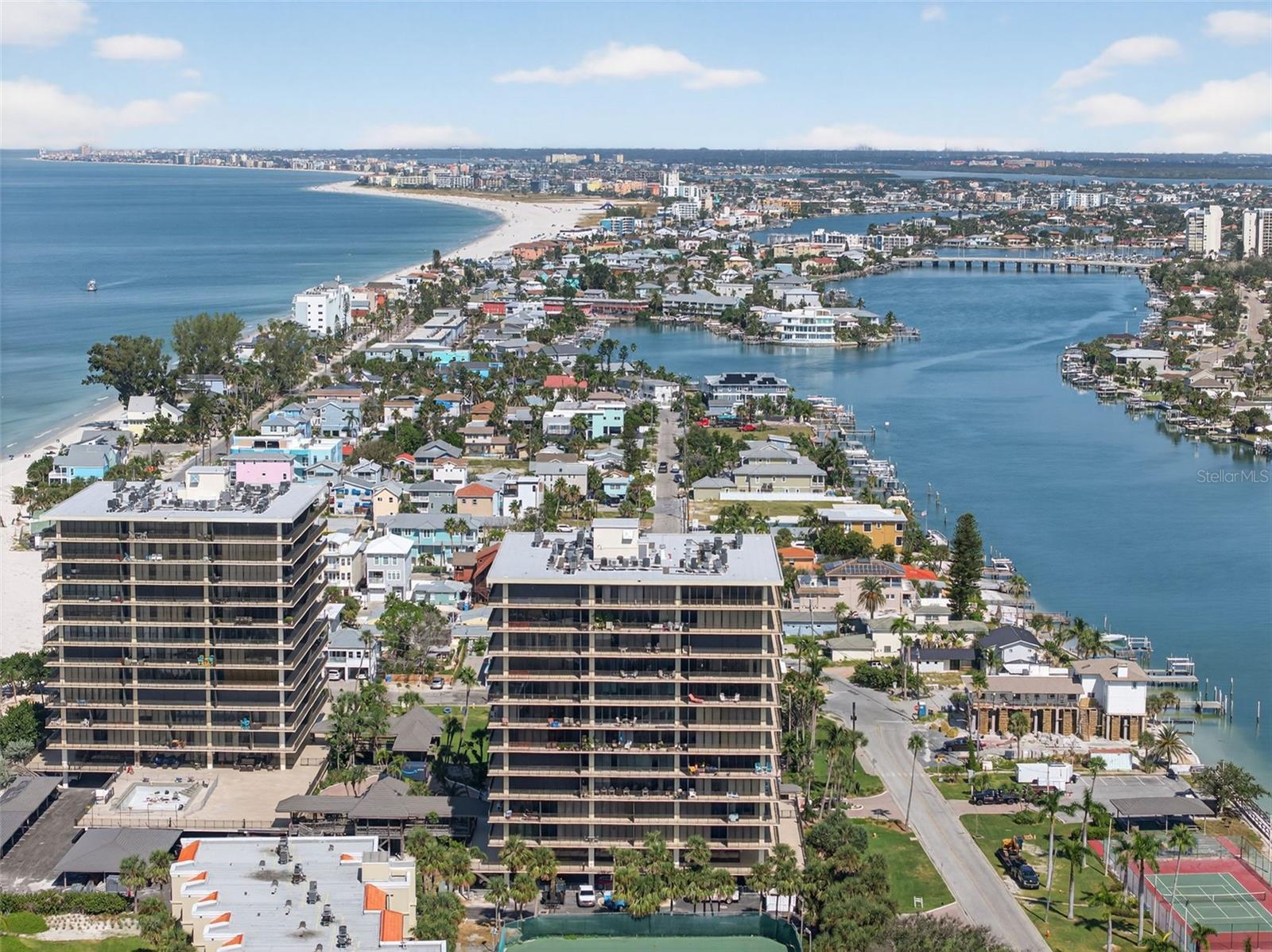 Image 52 of 56 For 7600 Bayshore Drive 902