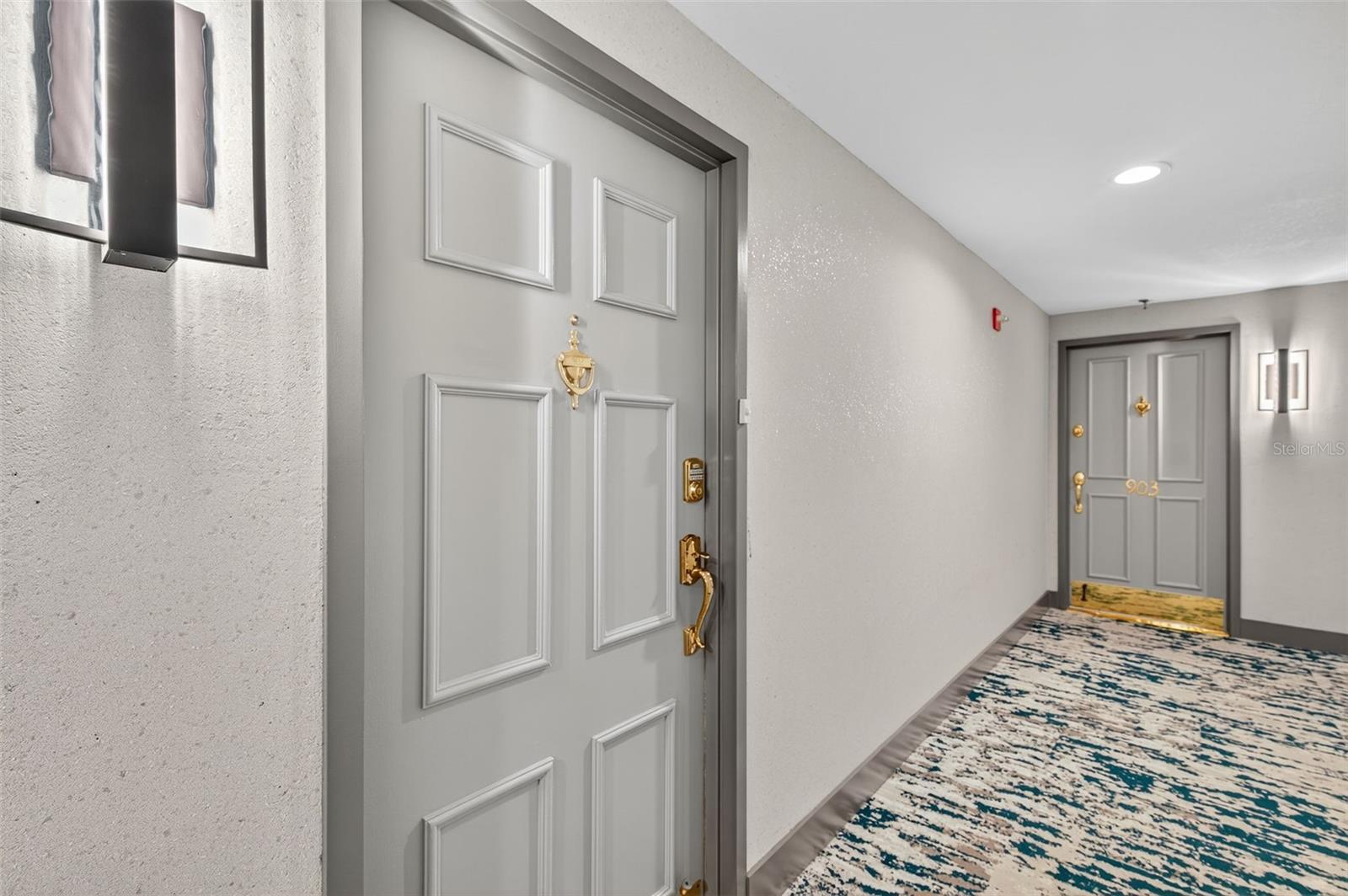 Image 8 of 56 For 7600 Bayshore Drive 902
