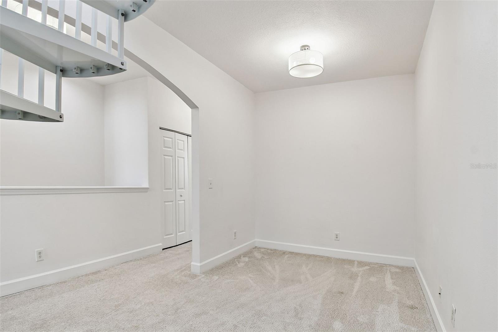 Image 21 of 42 For 626 3rd Avenue S