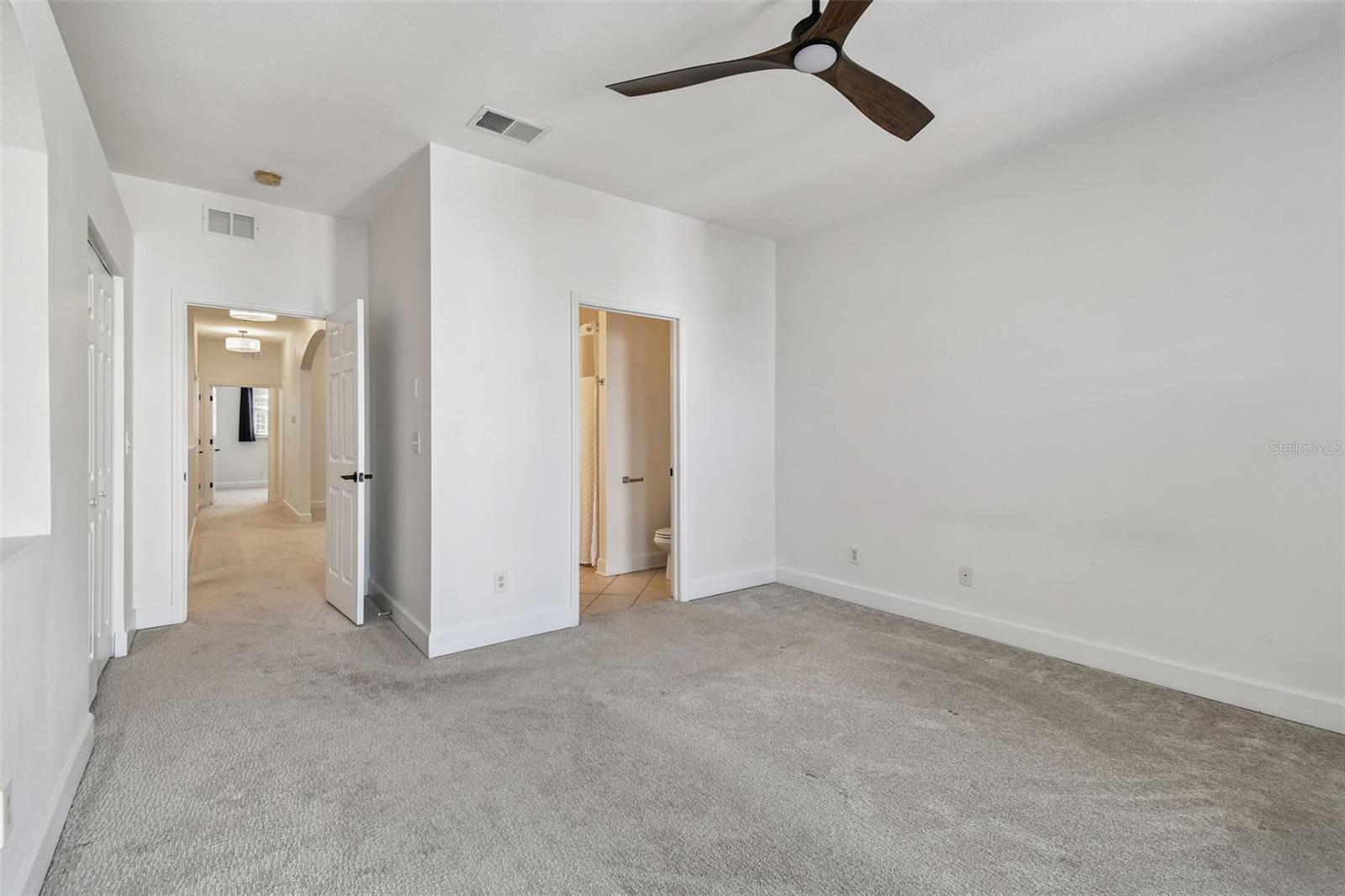 Image 24 of 42 For 626 3rd Avenue S