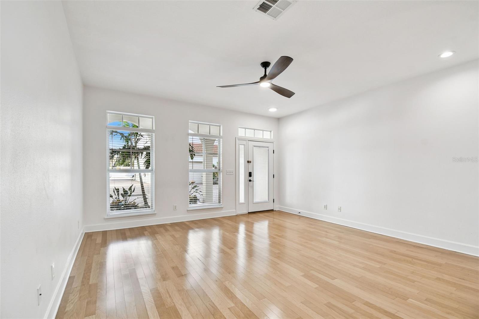 Image 4 of 42 For 626 3rd Avenue S