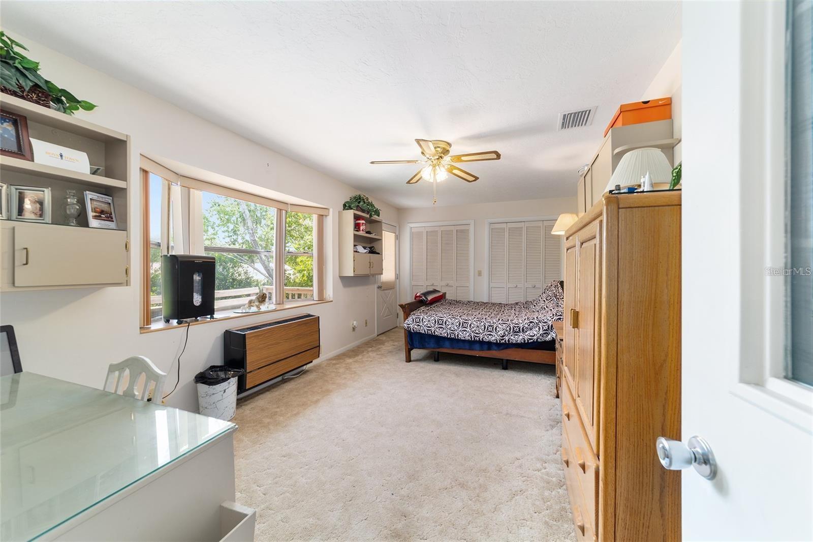 Image 17 of 25 For 3509 Honeylocust Drive