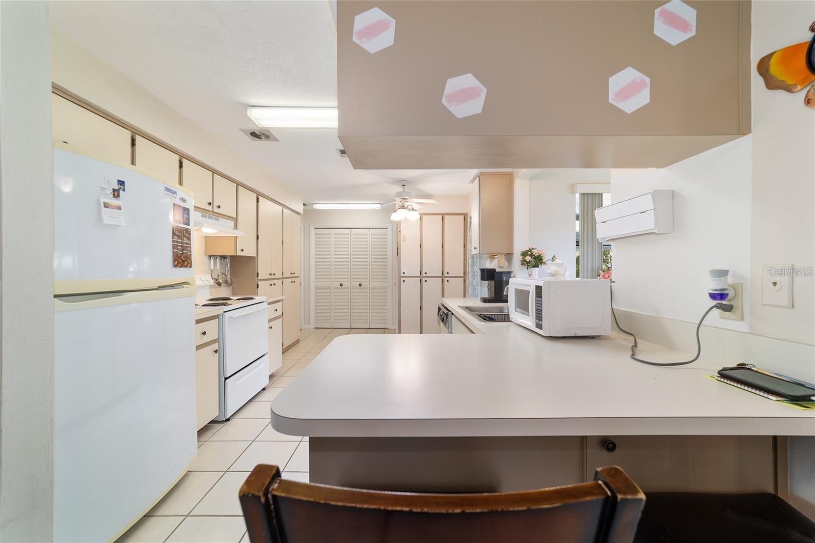Image 21 of 25 For 3509 Honeylocust Drive