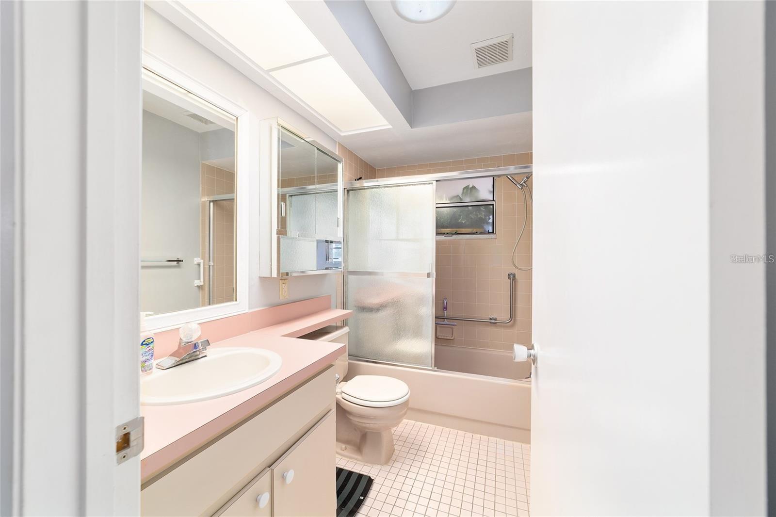 Image 9 of 25 For 3509 Honeylocust Drive