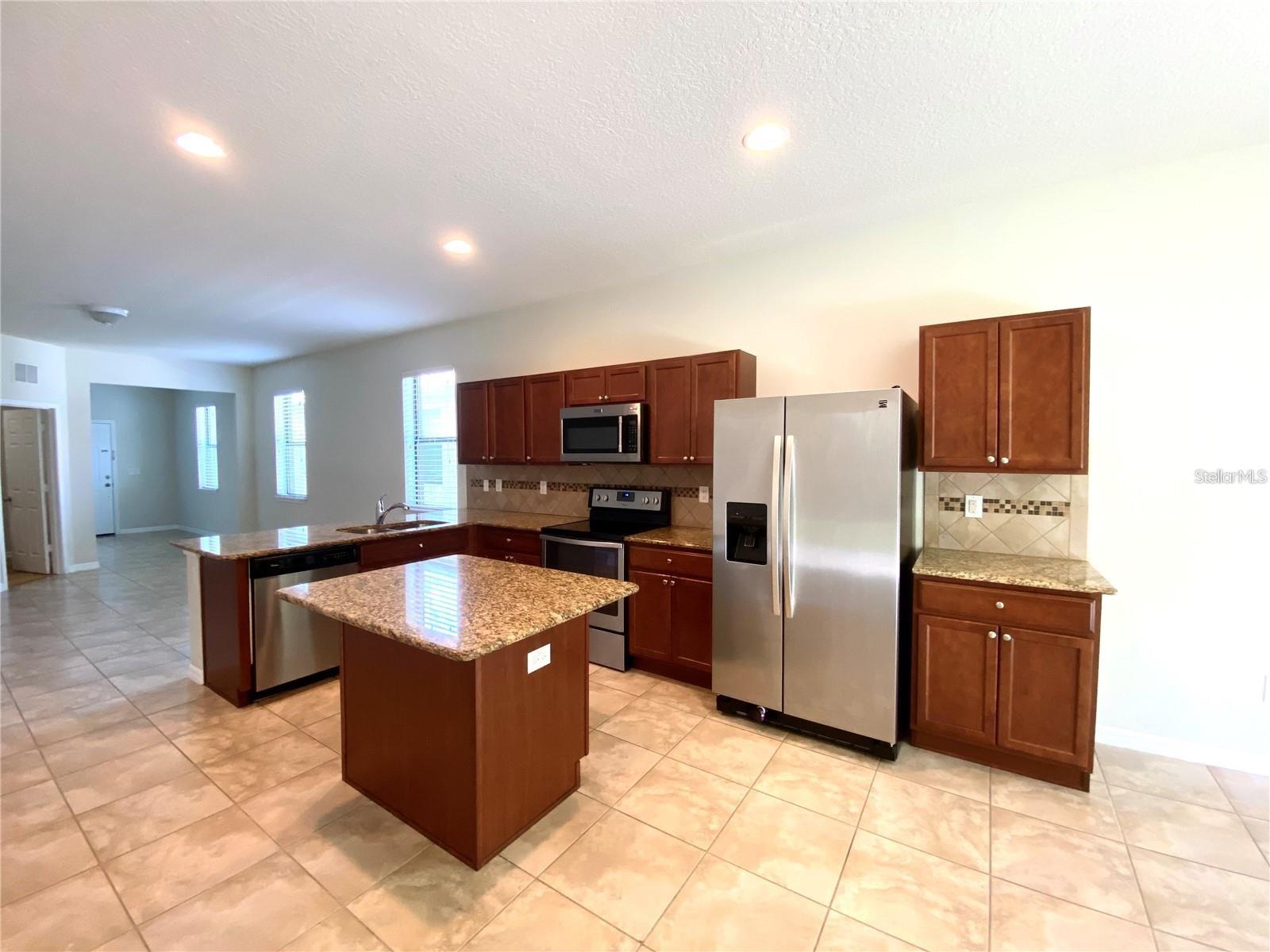 Image 2 of 14 For 9326 Sapphireberry