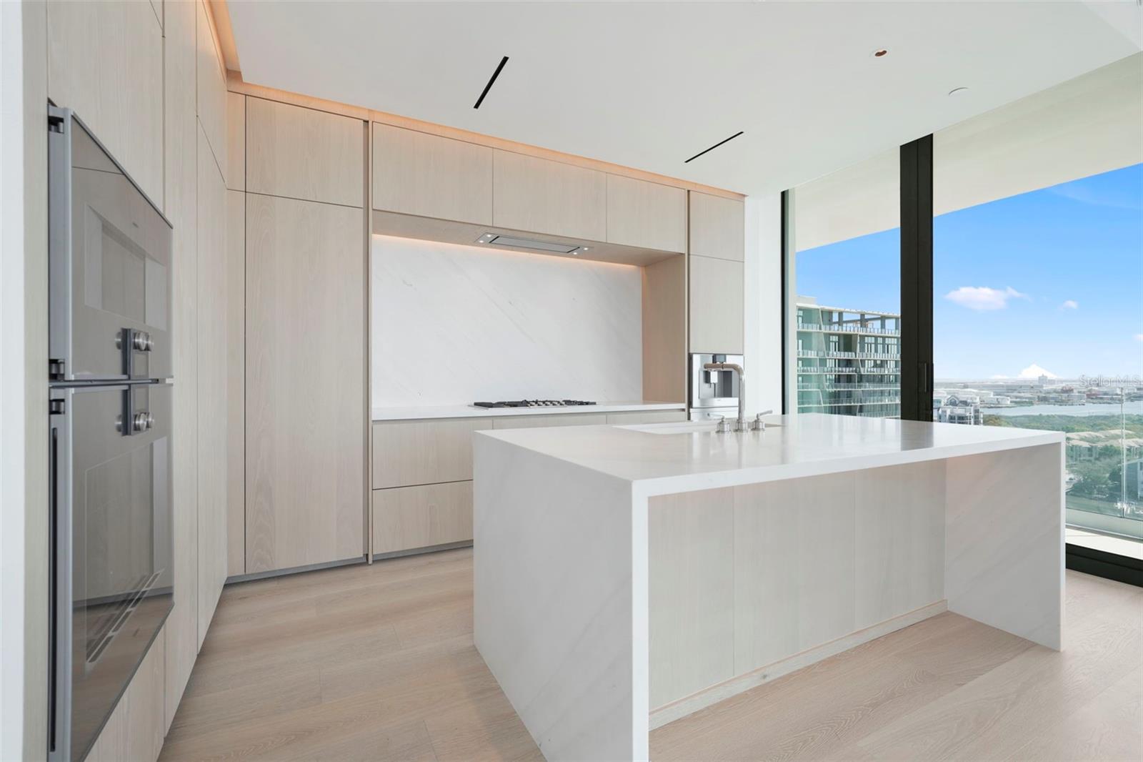 Image 18 of 56 For 1000 Water Street 1601