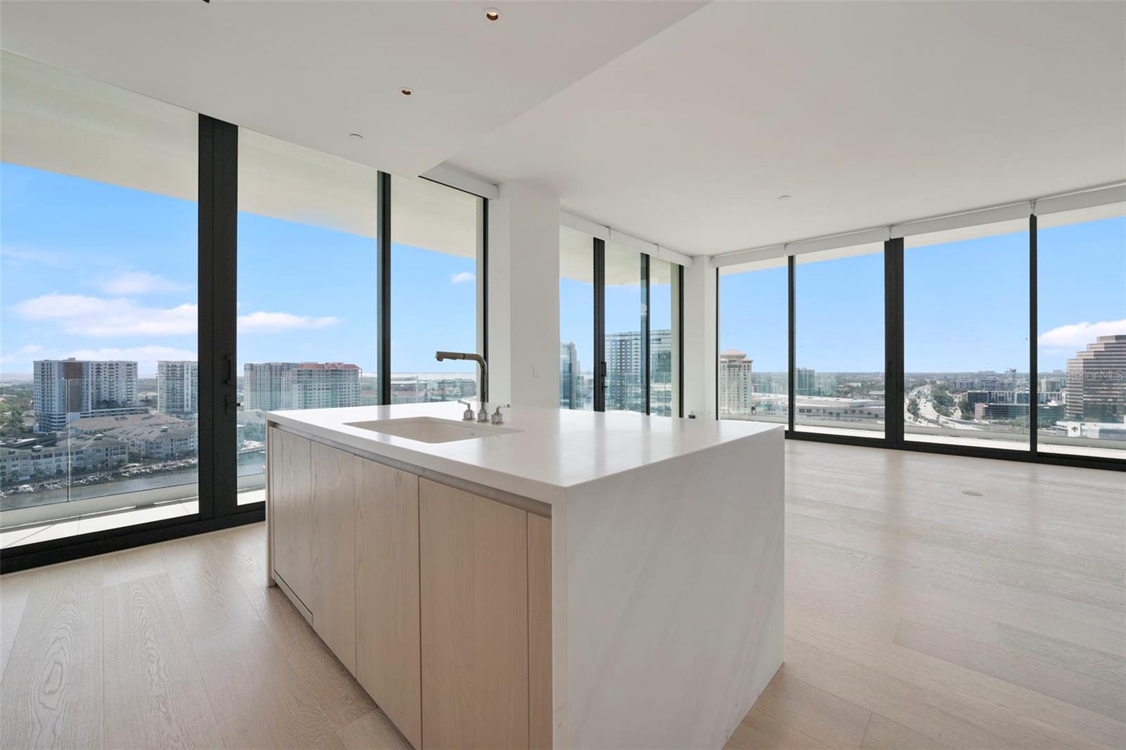 Image 19 of 56 For 1000 Water Street 1601