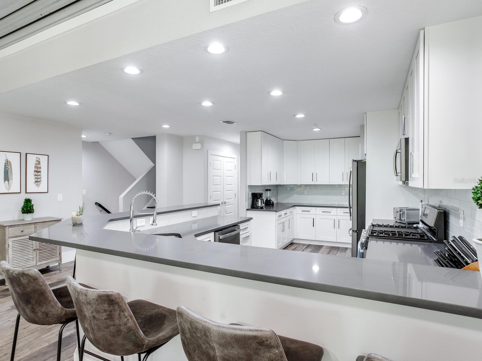 Image 11 of 51 For 156 175th Avenue E