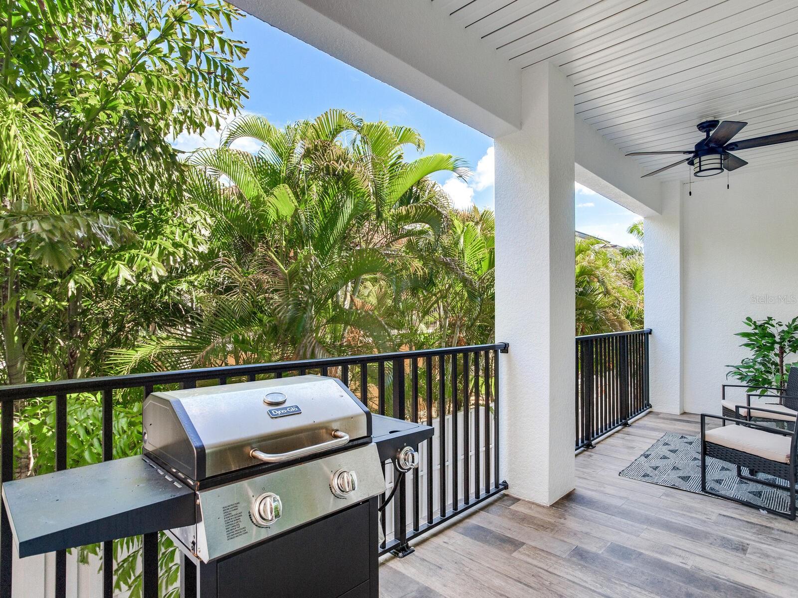 Image 14 of 51 For 156 175th Avenue E